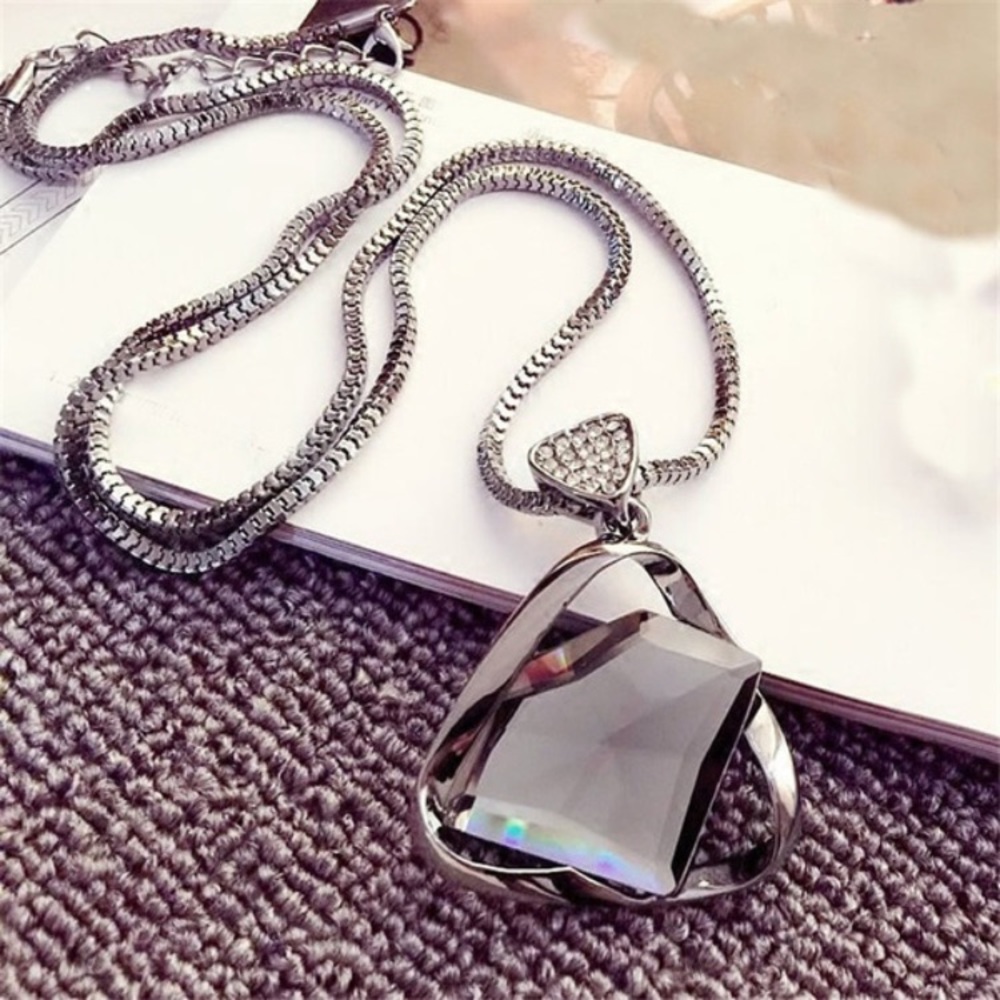 Geometric crystal necklace